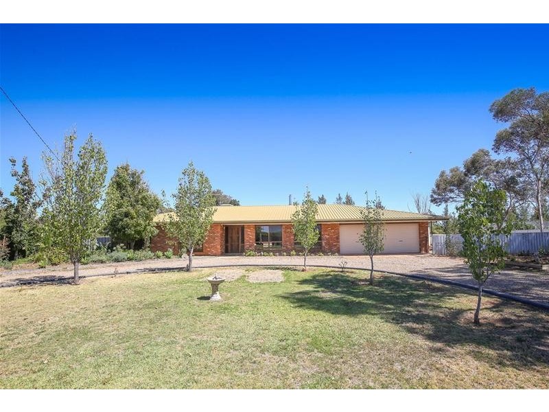 27 Main Avenue South, Merbein VIC 3505