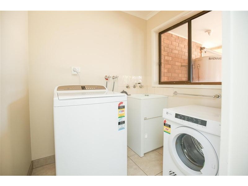 27 Main Avenue South, Merbein VIC 3505