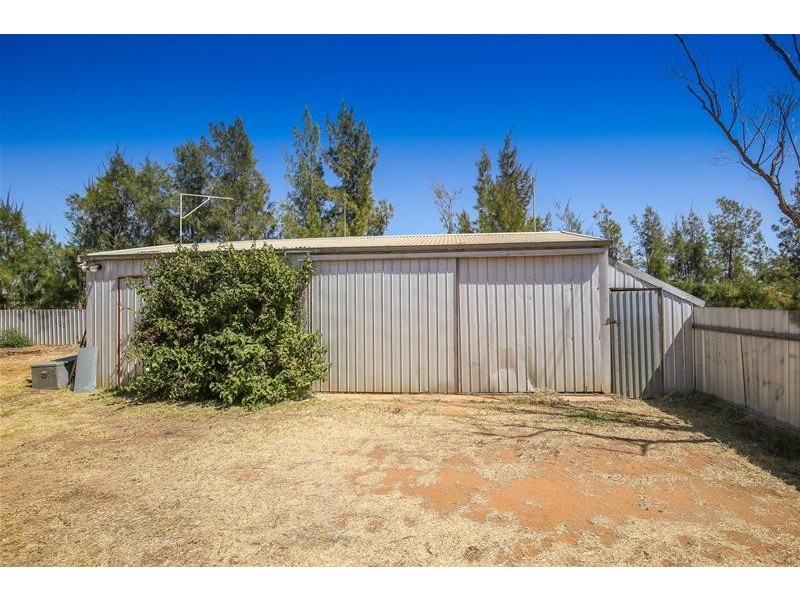 27 Main Avenue South, Merbein VIC 3505