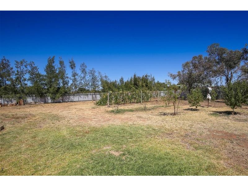 27 Main Avenue South, Merbein VIC 3505