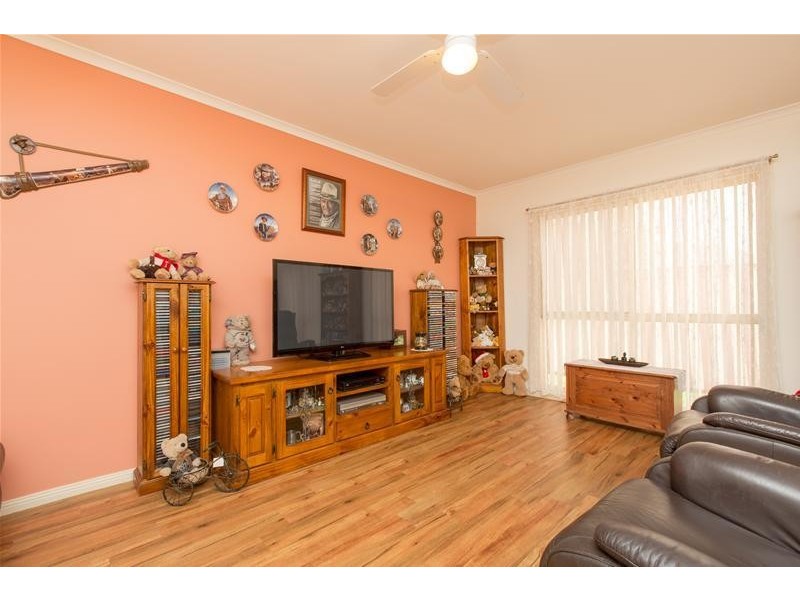 8 Cupper Grove, Merbein VIC 3505