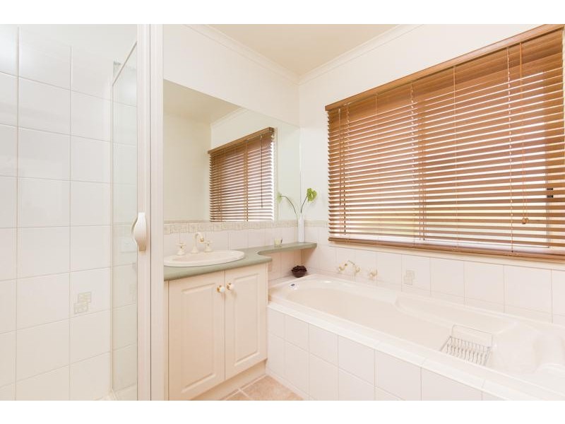 10 Shakira Court, Mildura VIC 3500