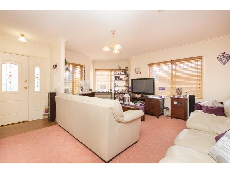 8 James Cook Drive, Mildura VIC 3500