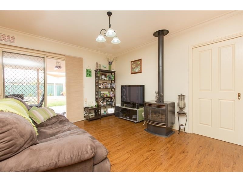 8 James Cook Drive, Mildura VIC 3500