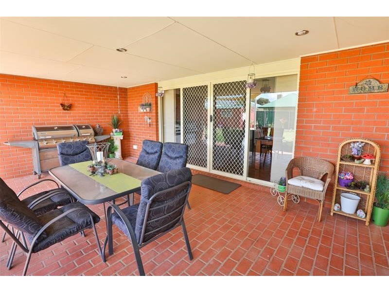 8 James Cook Drive, Mildura VIC 3500