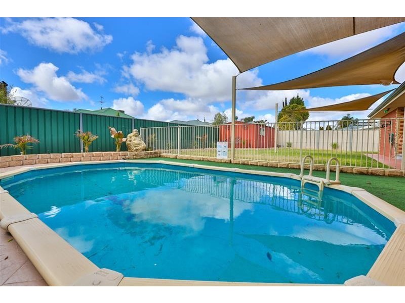 8 James Cook Drive, Mildura VIC 3500