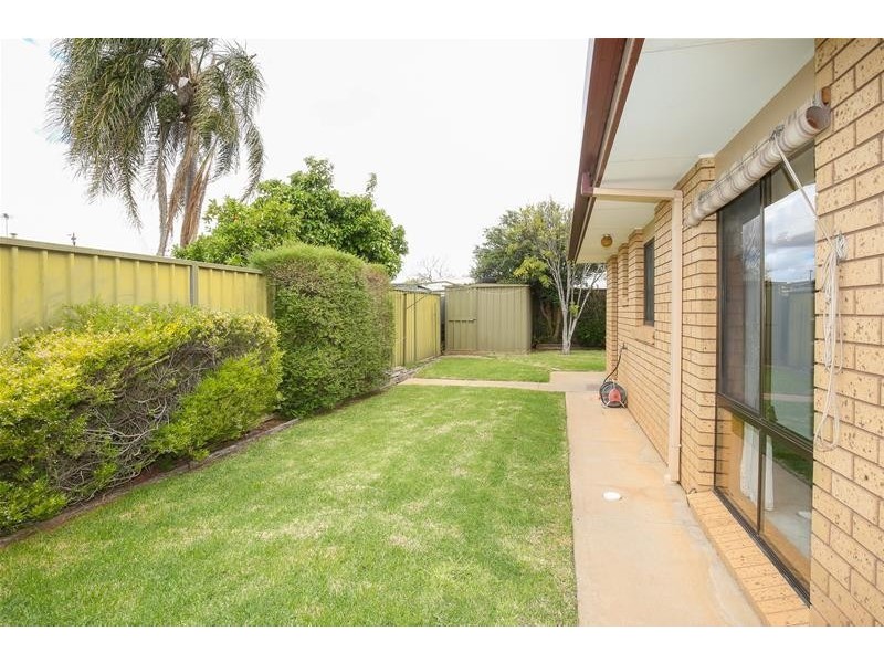 2/83 Pasadena Grove, Mildura VIC 3500