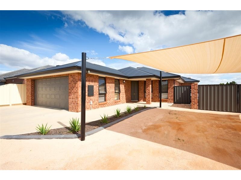 196 Pitman Avenue, Buronga NSW 2739