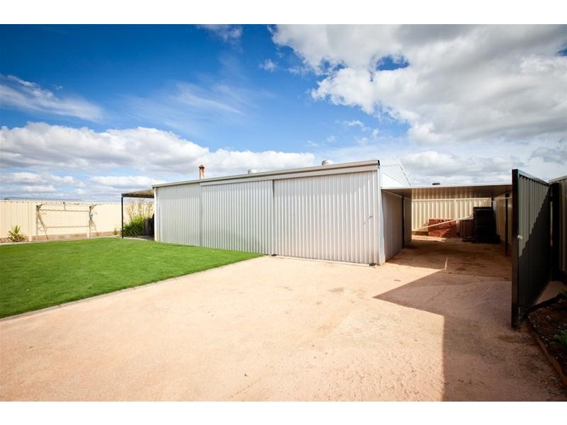 196 Pitman Avenue, Buronga NSW 2739
