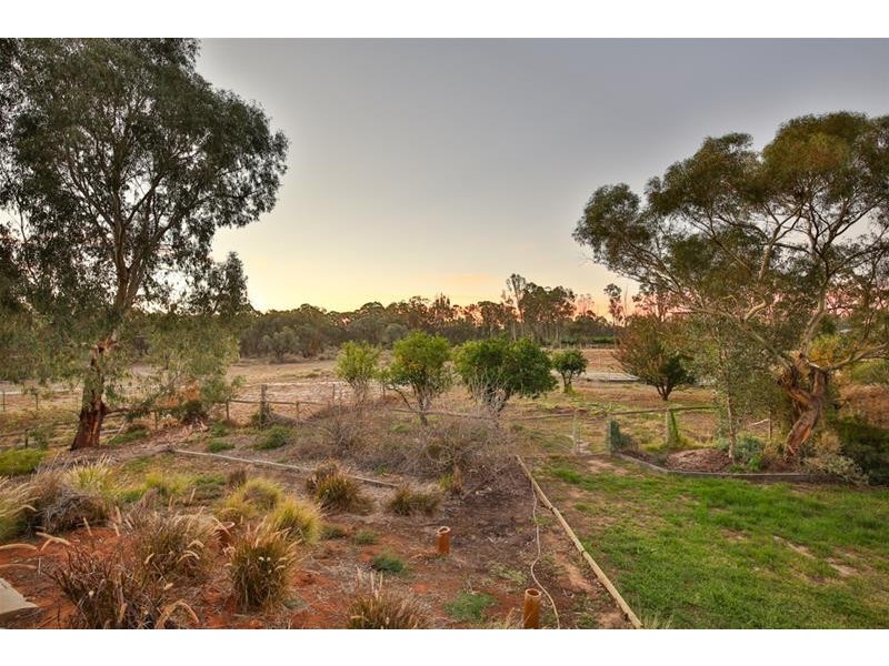 154 Ryan’s Road, Curlwaa NSW 2648