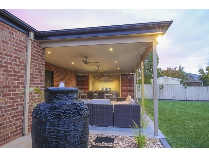 8 Lakeview Court, Mildura VIC 3500