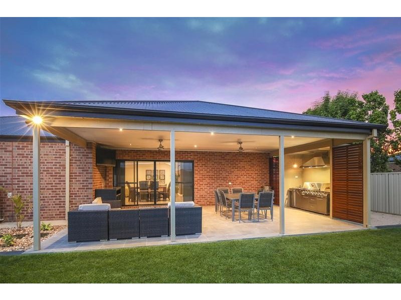 8 Lakeview Court, Mildura VIC 3500