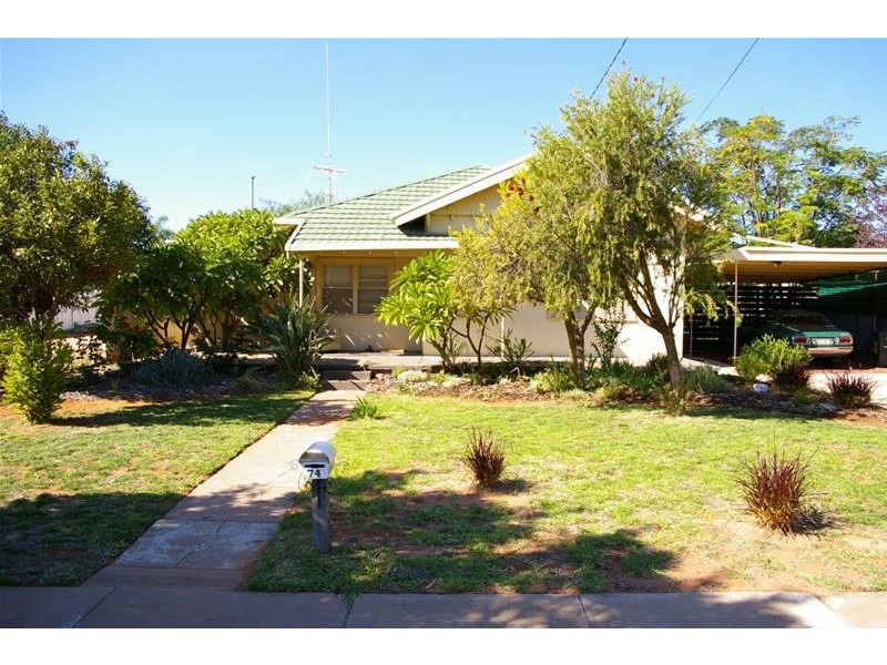 74 Cherry Avenue, Mildura VIC 3500
