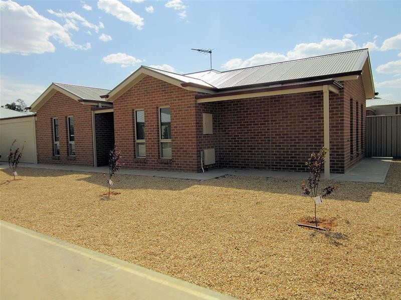 15 Betty Krake Drive, Red Cliffs VIC 3496