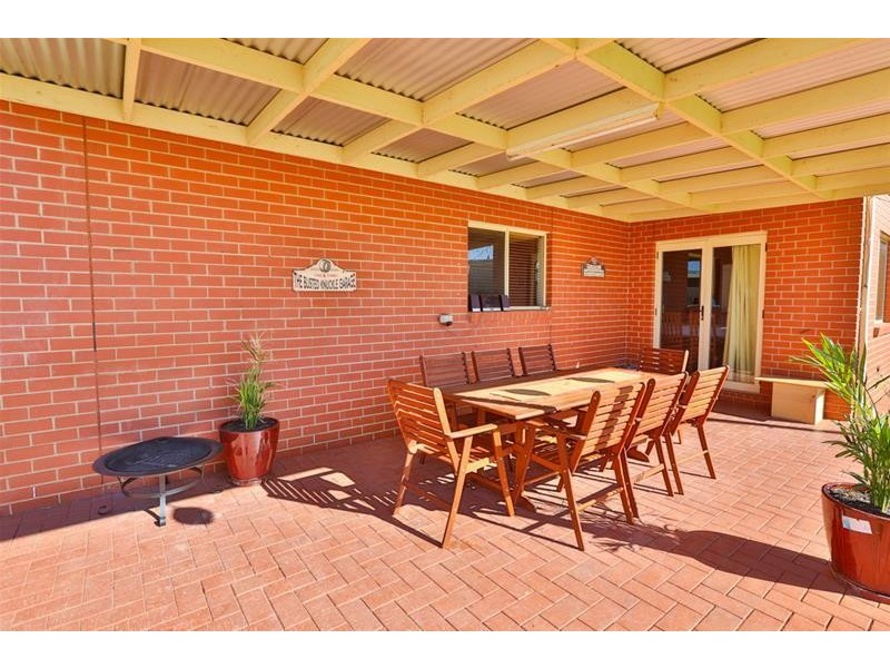 6 Thames Place, Mildura VIC 3500