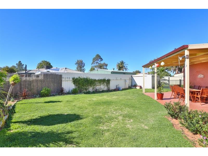 6 Thames Place, Mildura VIC 3500