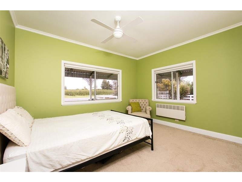 1160 Sandilong Avenue, Irymple VIC 3498