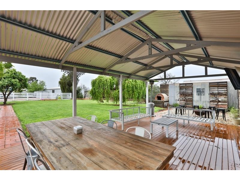 1160 Sandilong Avenue, Irymple VIC 3498