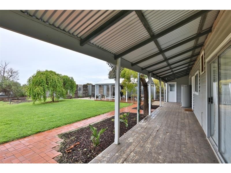 1160 Sandilong Avenue, Irymple VIC 3498