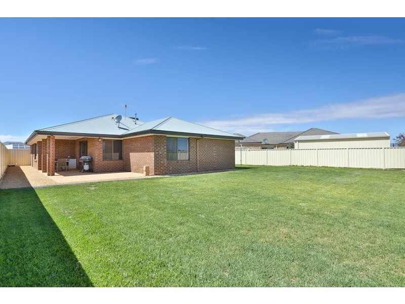 76 Panorama Drive, Mildura VIC 3500