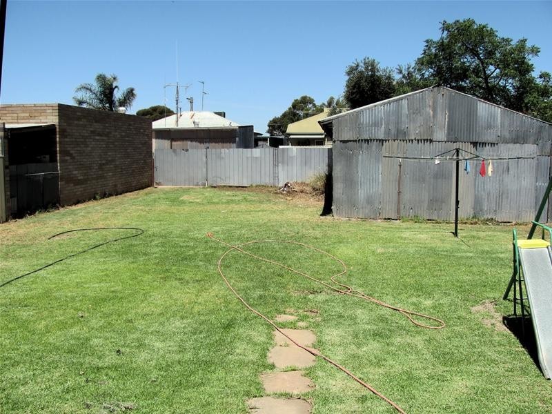 708 Koorlong Avenue, Irymple VIC 3498