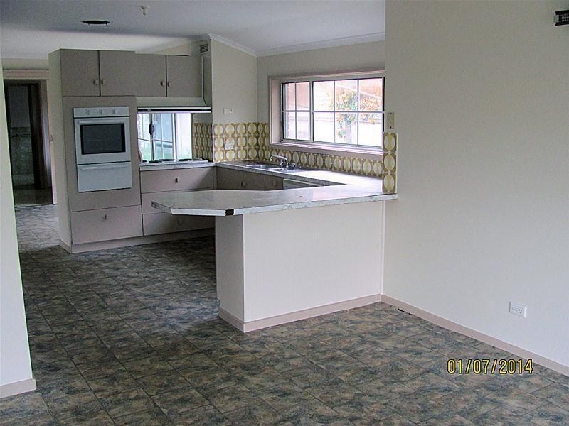 9 Dennis Avenue, Mildura VIC 3500