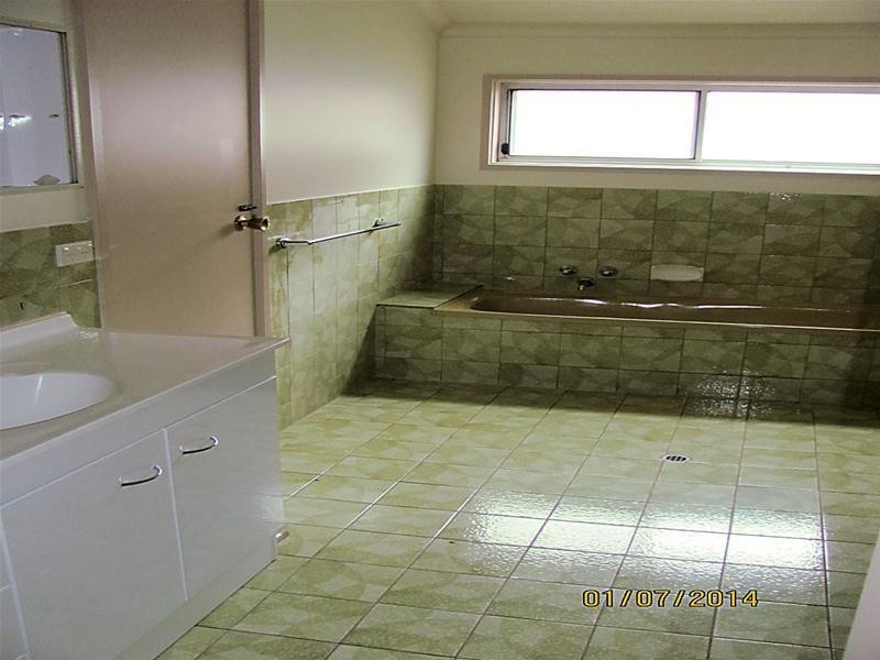 9 Dennis Avenue, Mildura VIC 3500