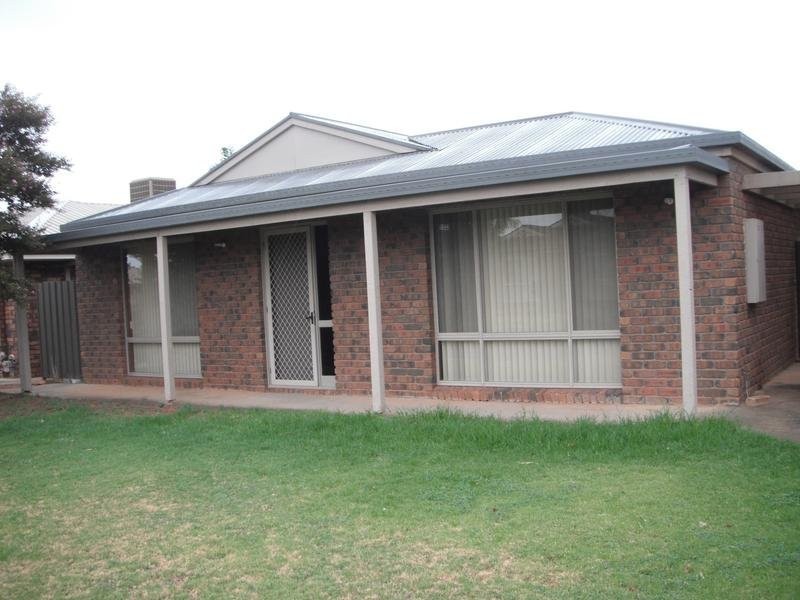 11 Macquarie Court, Mildura VIC 3500