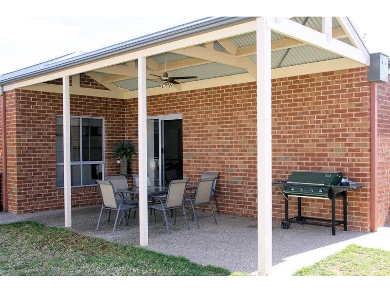 35 Lizlee Drive, Mildura VIC 3500