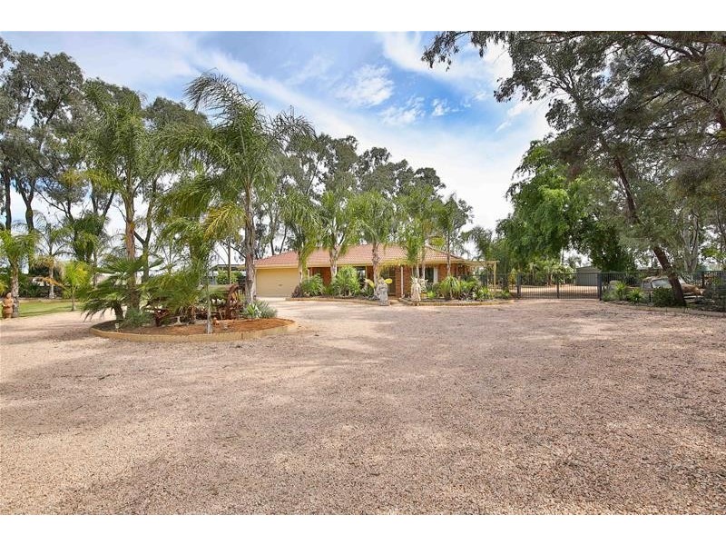 3234 Sixteenth Street, Irymple VIC 3498