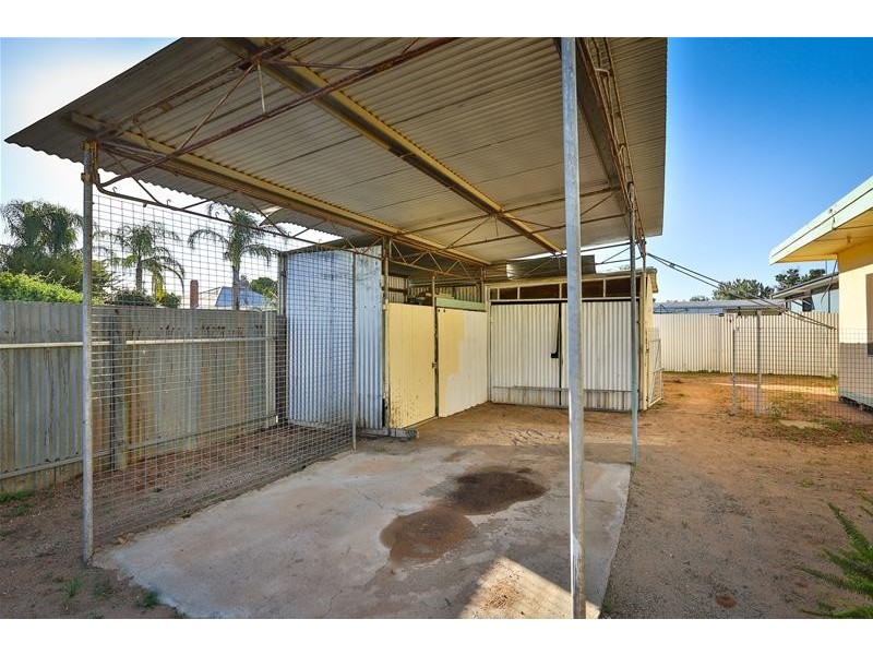 33 South  Street, Red Cliffs VIC 3496