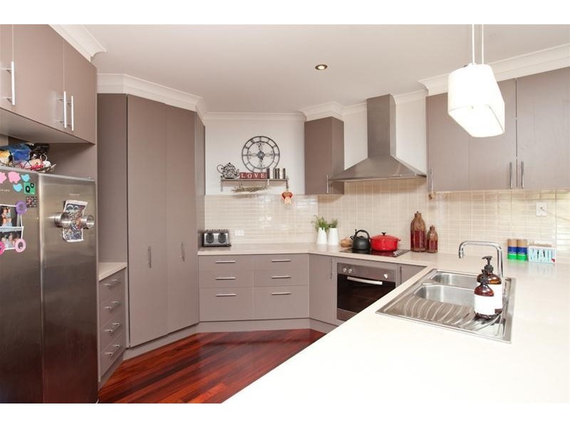 11 Adelong Court, Nichols Point VIC 3501