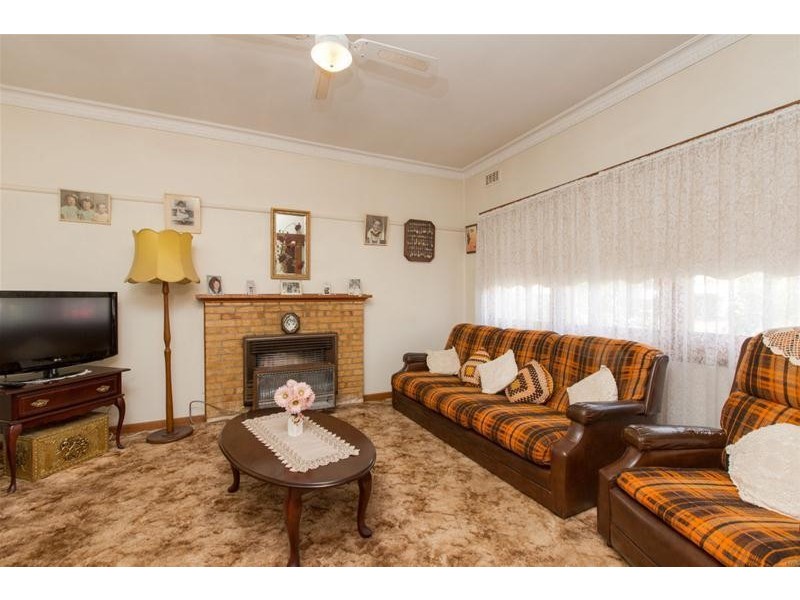 7  Oak Avenue, Mildura VIC 3500