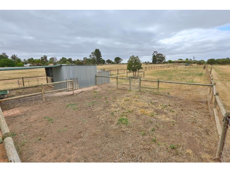 178 Koorlong Avenue, Nichols Point VIC 3501