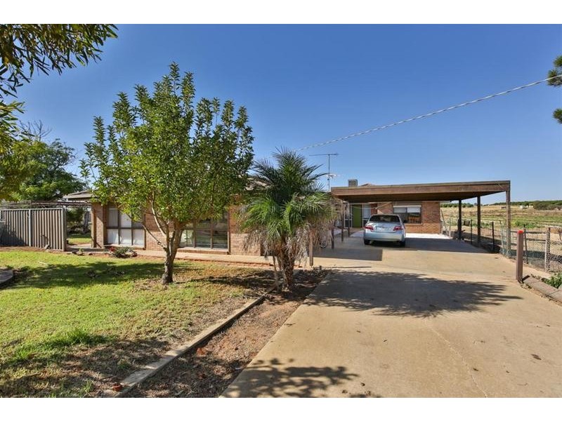 1214 Cowra Avenue, Irymple VIC 3498