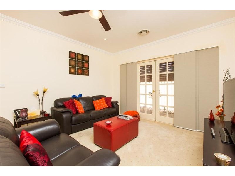 73a Summer Drive, Buronga NSW 2739