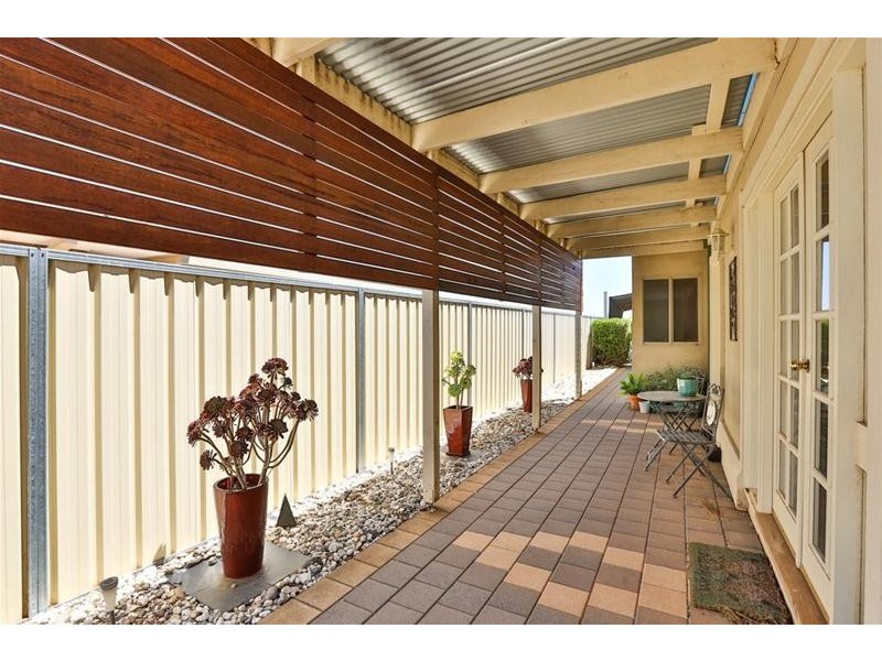 73a Summer Drive, Buronga NSW 2739