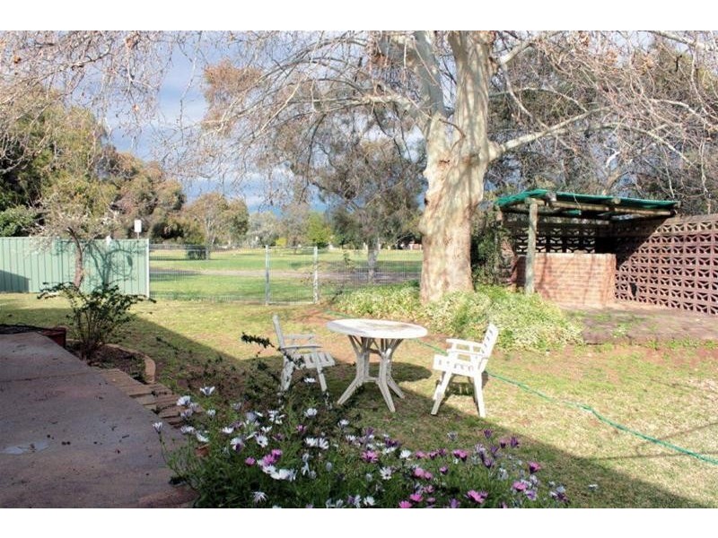 17 Campbell Grove, Mildura VIC 3500