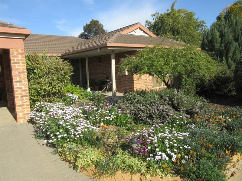27 Palm Terrace, Mildura VIC 3500