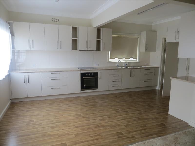 16 Mimosa Avenue, Mildura VIC 3500