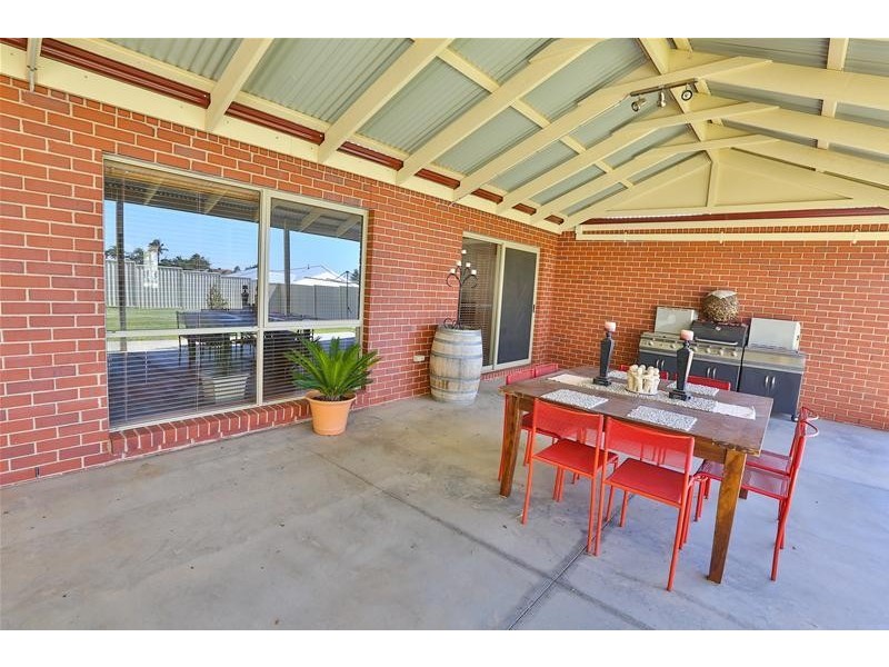 29 Drings Way, Gol Gol NSW 2738