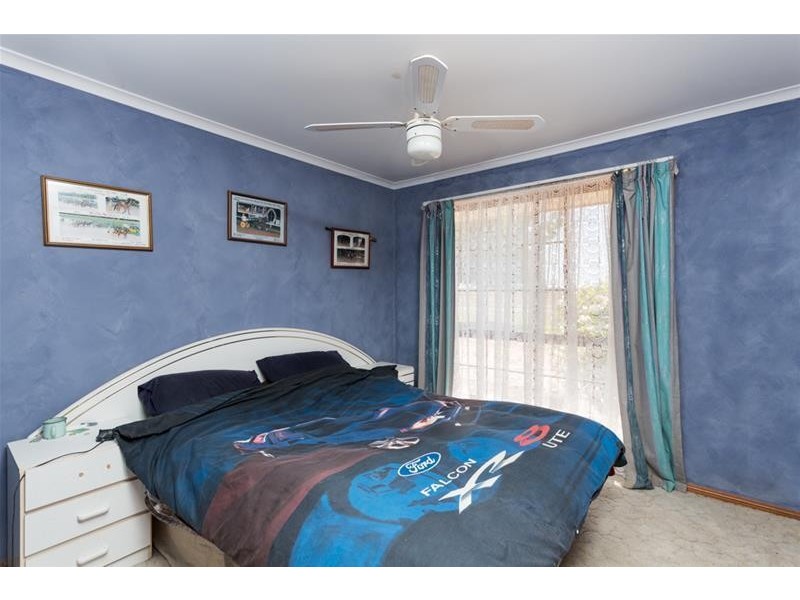 490 Cureton Avenue, Nichols Point VIC 3501