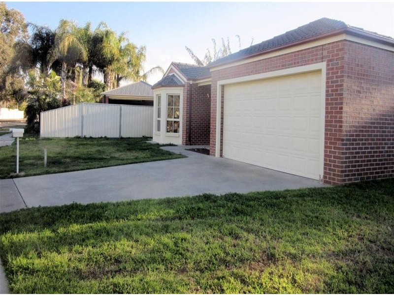 7 Durham Avenue, Mildura VIC 3500