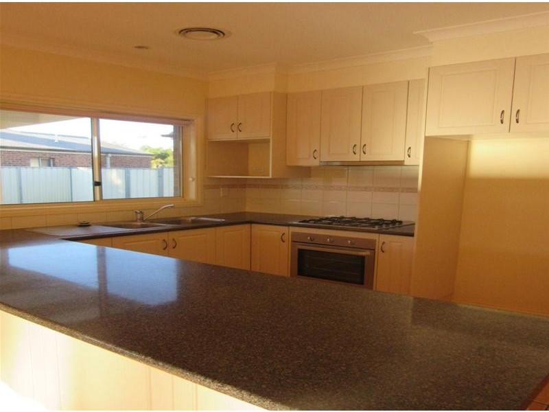 7 Durham Avenue, Mildura VIC 3500