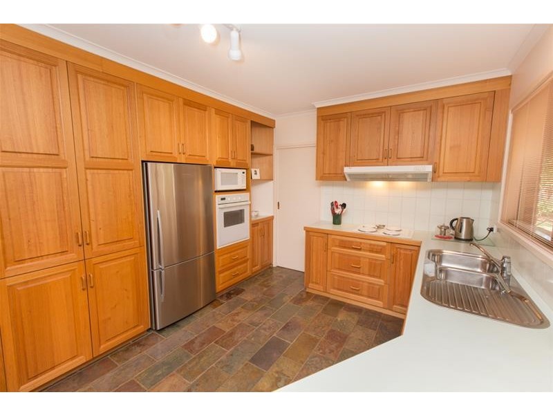 8 Highview Court, Irymple VIC 3498