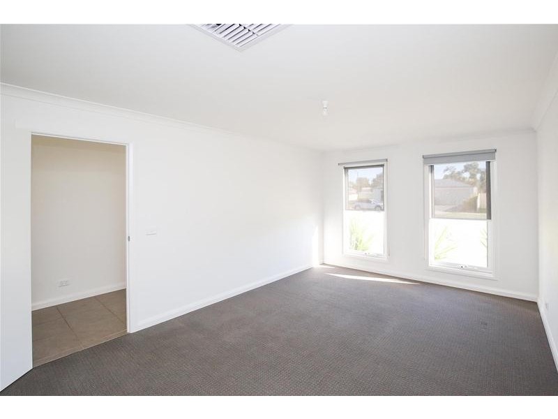 8 Tower Gardens, Mildura VIC 3500