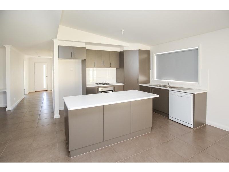 8 Tower Gardens, Mildura VIC 3500