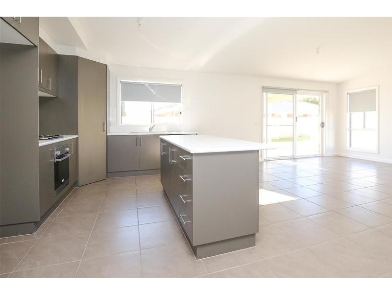 8 Tower Gardens, Mildura VIC 3500