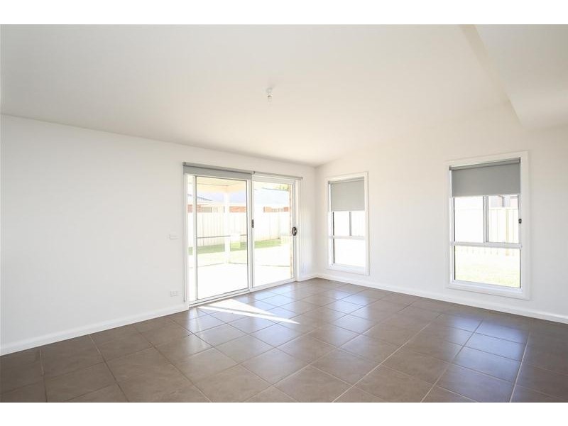 8 Tower Gardens, Mildura VIC 3500