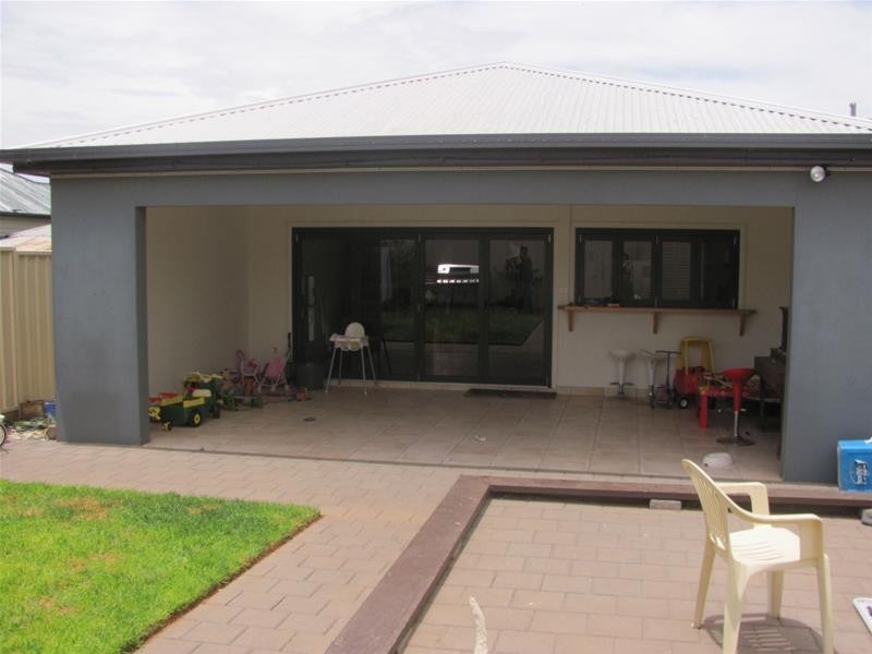 37 Magnolia Avenue, Mildura VIC 3500